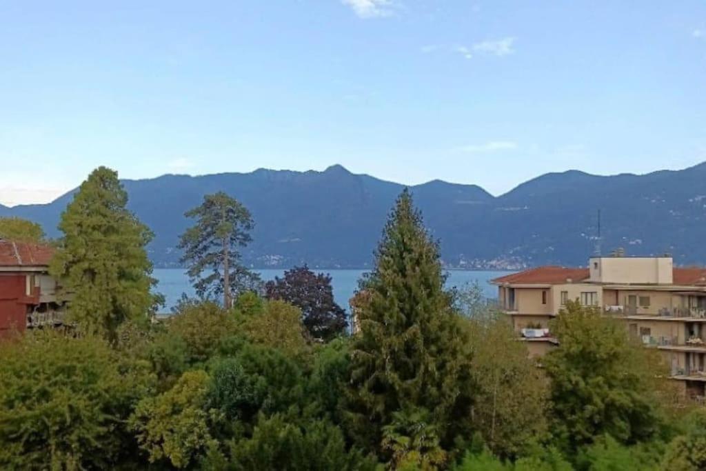 Studio With Lake And Montains Views Free Parking Luino Buitenkant foto